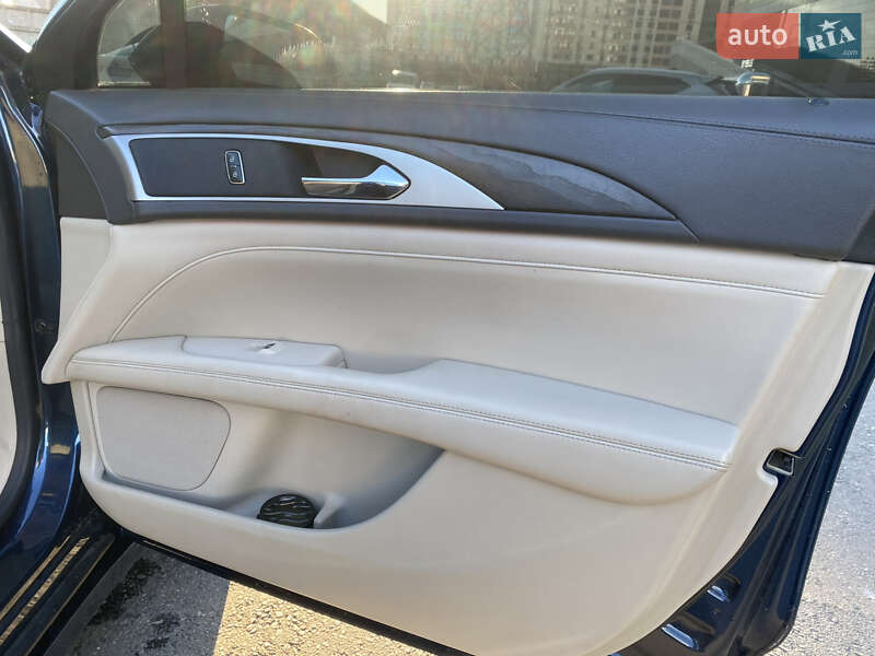 Седан Lincoln MKZ 2016 в Одессе фото 17 Седан Lincoln MKZ 2016 в Одессе