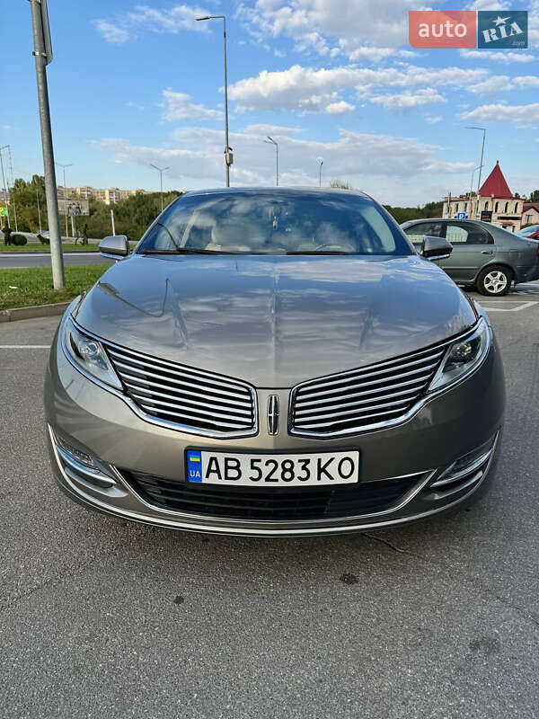 Седан Lincoln MKZ 2016 в Виннице
