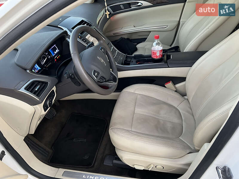 Седан Lincoln MKZ 2012 в Киеве