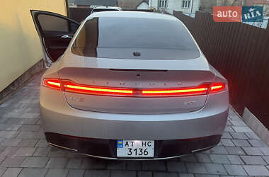 Седан Lincoln MKZ 2018 в 