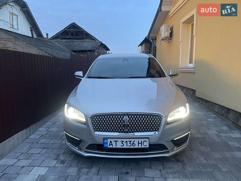 Седан Lincoln MKZ 2018 в 