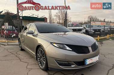 Lincoln MKZ 2015