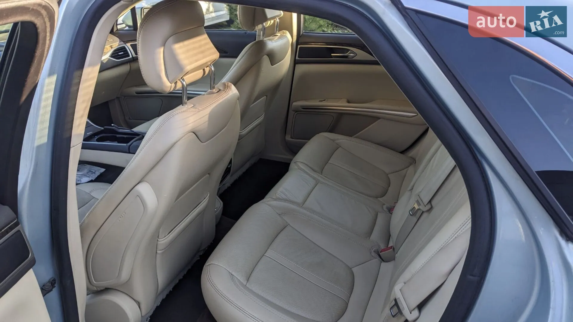 2014 Lincoln MKZ - мініатюра 18