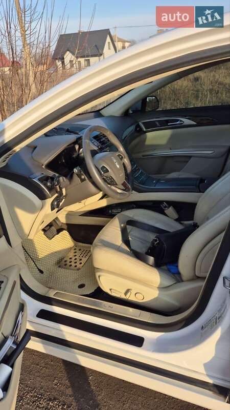 Седан Lincoln MKZ 2013 в Киеве