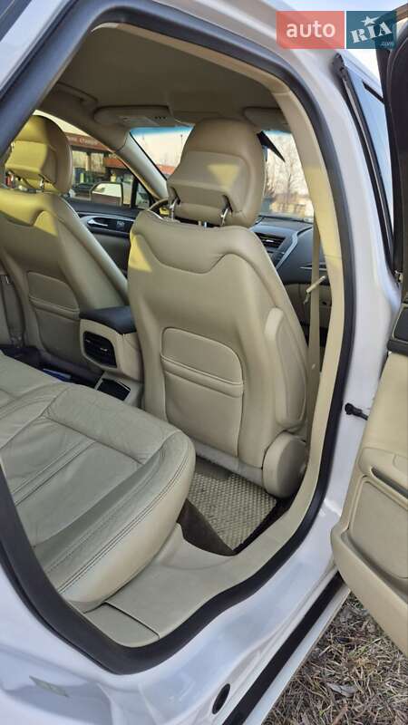 Седан Lincoln MKZ 2013 в Киеве