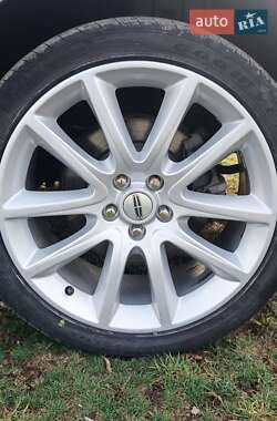 Седан Lincoln MKZ 2014 в 