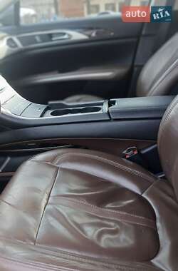 Седан Lincoln MKZ 2014 в 