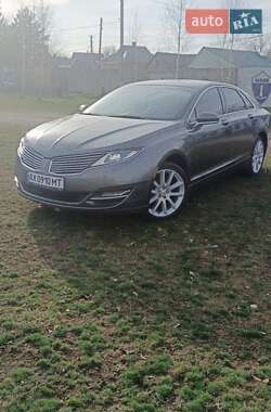 Седан Lincoln MKZ 2014 в 