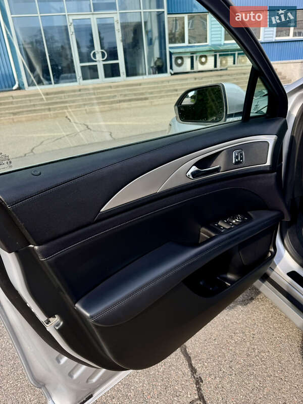 Седан Lincoln MKZ 2017 в Києві