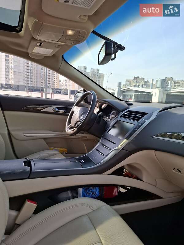 Седан Lincoln MKZ 2013 в Києві