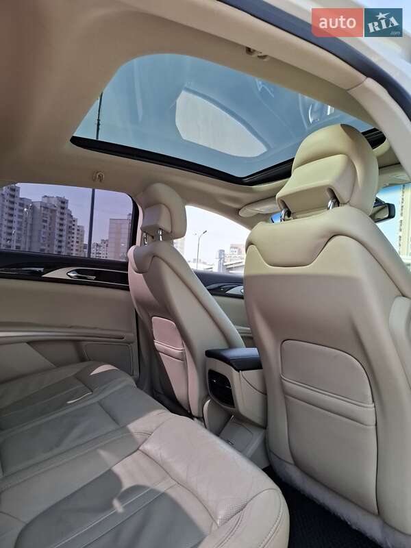 Седан Lincoln MKZ 2013 в Києві