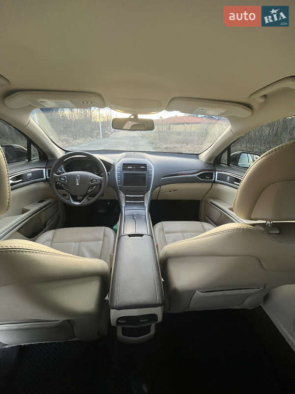 Седан Lincoln MKZ 2013 в Києві
