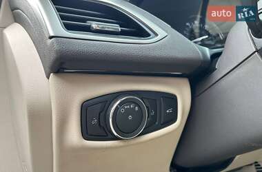 Седан Lincoln MKZ 2016 в 