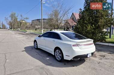 Седан Lincoln MKZ 2013 в 