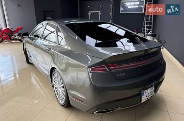 Седан Lincoln MKZ 2016 в 