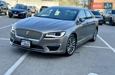 Седан Lincoln MKZ 2019 в 