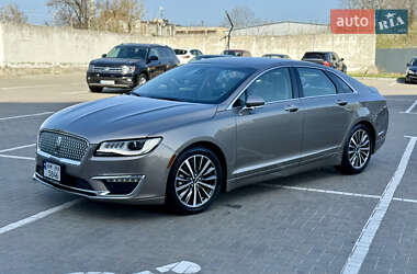 Седан Lincoln MKZ 2019 в 