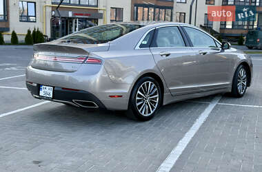 Седан Lincoln MKZ 2019 в 