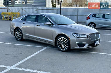 Седан Lincoln MKZ 2019 в 