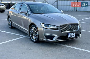 Седан Lincoln MKZ 2019 в 