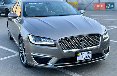 Седан Lincoln MKZ 2019 в 