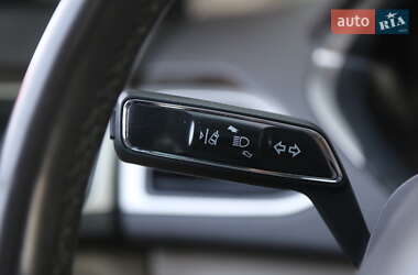 Седан Lincoln MKZ 2016 в 