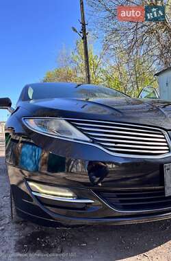 Седан Lincoln MKZ 2014 в 