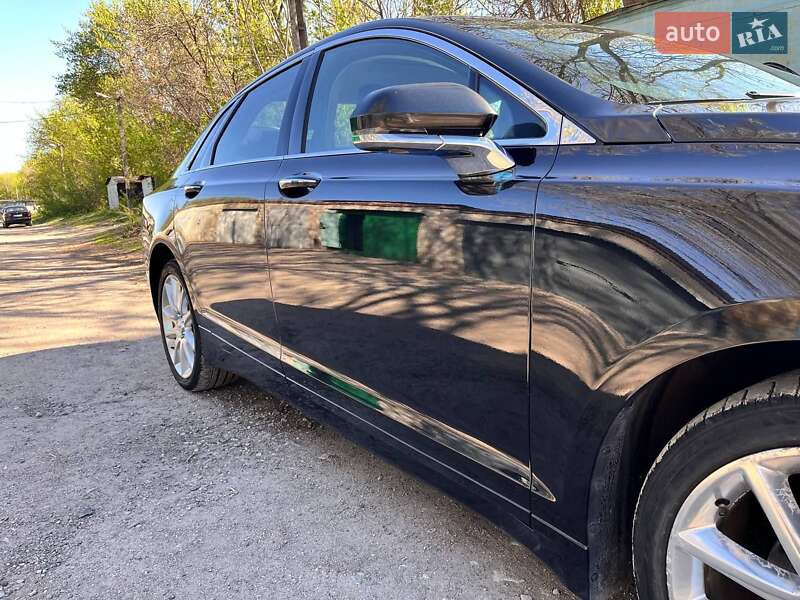 Седан Lincoln MKZ 2014 в Каменском