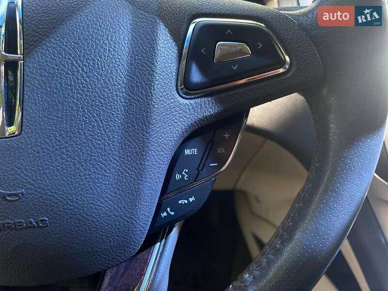 Седан Lincoln MKZ 2013 в Києві