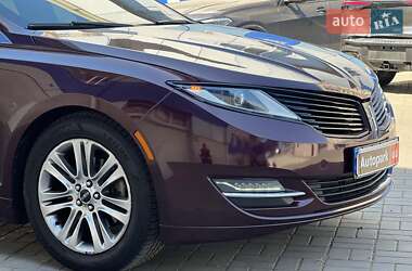 Седан Lincoln MKZ 2013 в 