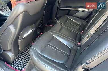 Седан Lincoln MKZ 2013 в 