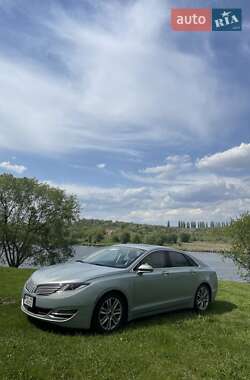 Седан Lincoln MKZ 2014 в 
