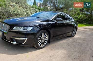 Седан Lincoln MKZ 2019 в 
