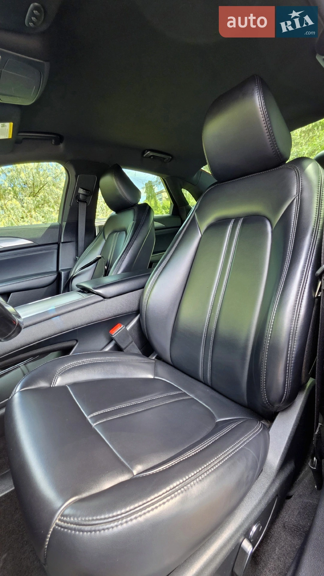 2019 Lincoln MKZ - мініатюра 23