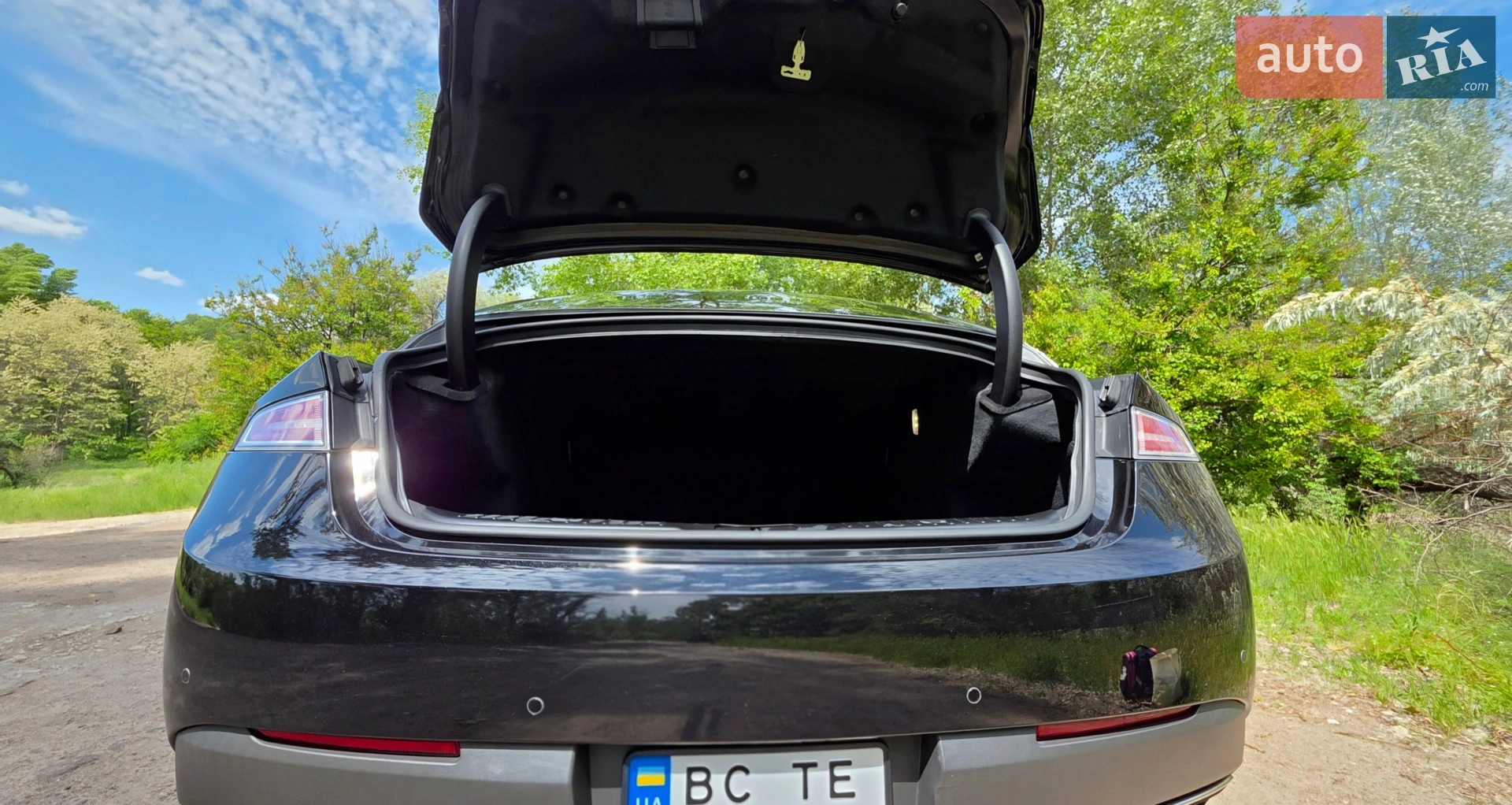 2019 Lincoln MKZ - мініатюра 24