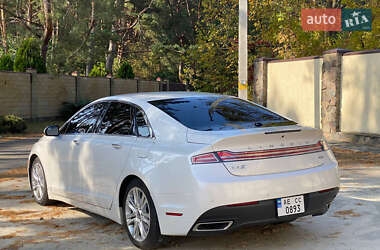 Седан Lincoln MKZ 2015 в 