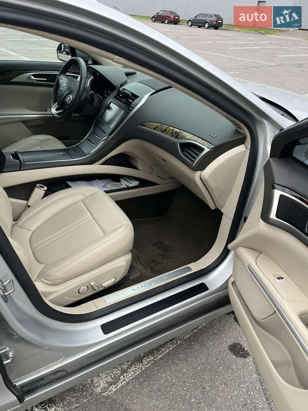 Седан Lincoln MKZ 2016 в Полтаві