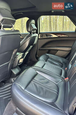 Седан Lincoln MKZ 2019 в 
