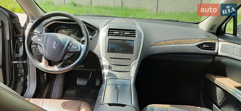 Седан Lincoln MKZ 2015 в Киеве