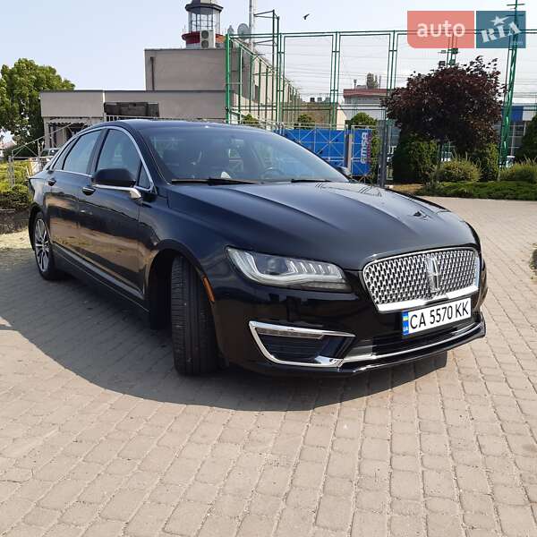Lincoln MKZ 2016