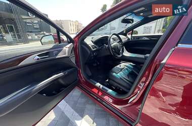 Седан Lincoln MKZ 2016 в 