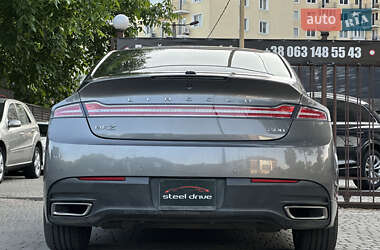 Седан Lincoln MKZ 2014 в 