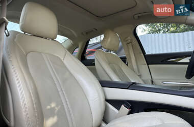 Седан Lincoln MKZ 2014 в 