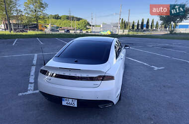 Седан Lincoln MKZ 2013 в 