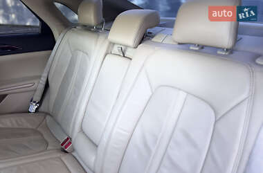 Седан Lincoln MKZ 2013 в 