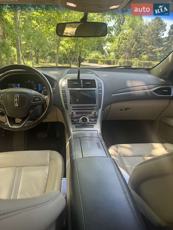 Седан Lincoln MKZ 2016 в Одесі