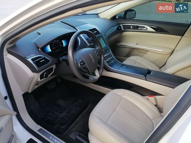 Седан Lincoln MKZ 2016 в Жмеринке