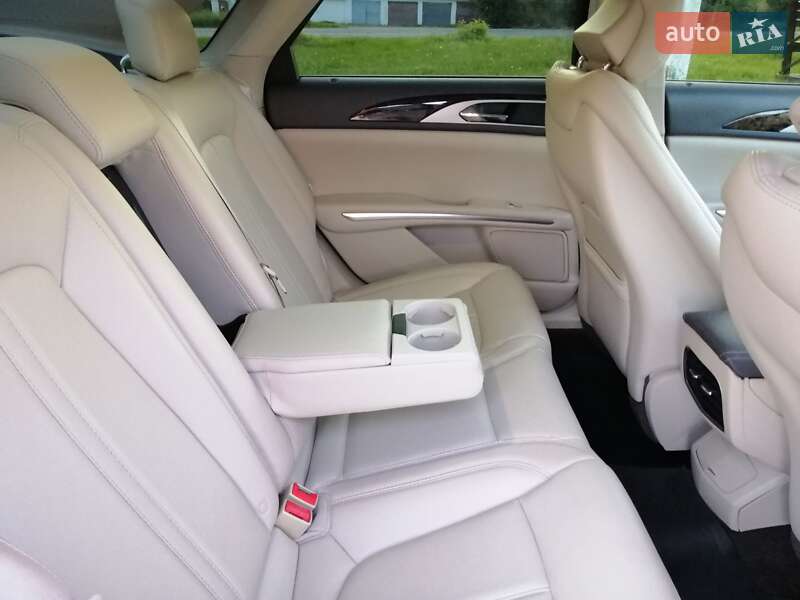 Седан Lincoln MKZ 2016 в Жмеринке