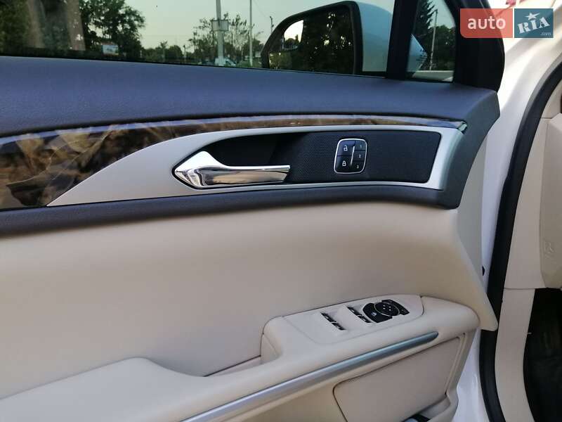 Седан Lincoln MKZ 2016 в Жмеринке