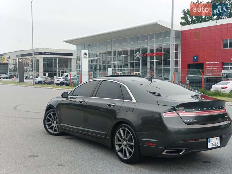 Lincoln MKZ 2014